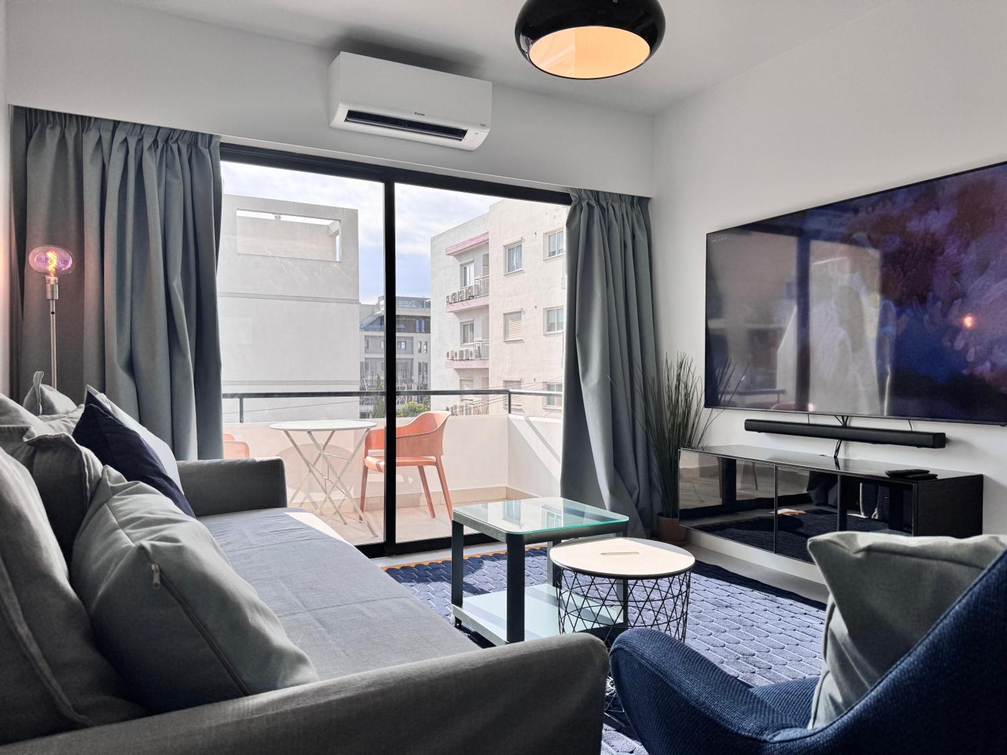 Metro Court Apartments Лимасол Номер фото